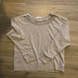 Gray Victoria Sport raw crew neck
